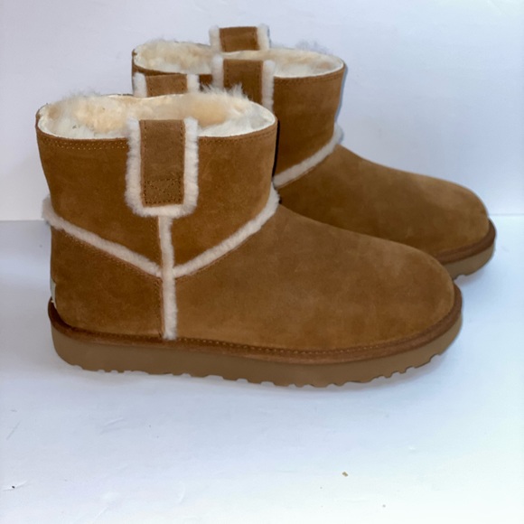 UGG Classic Mini Spill Sean Booties Size #8 - Picture 8 of 15